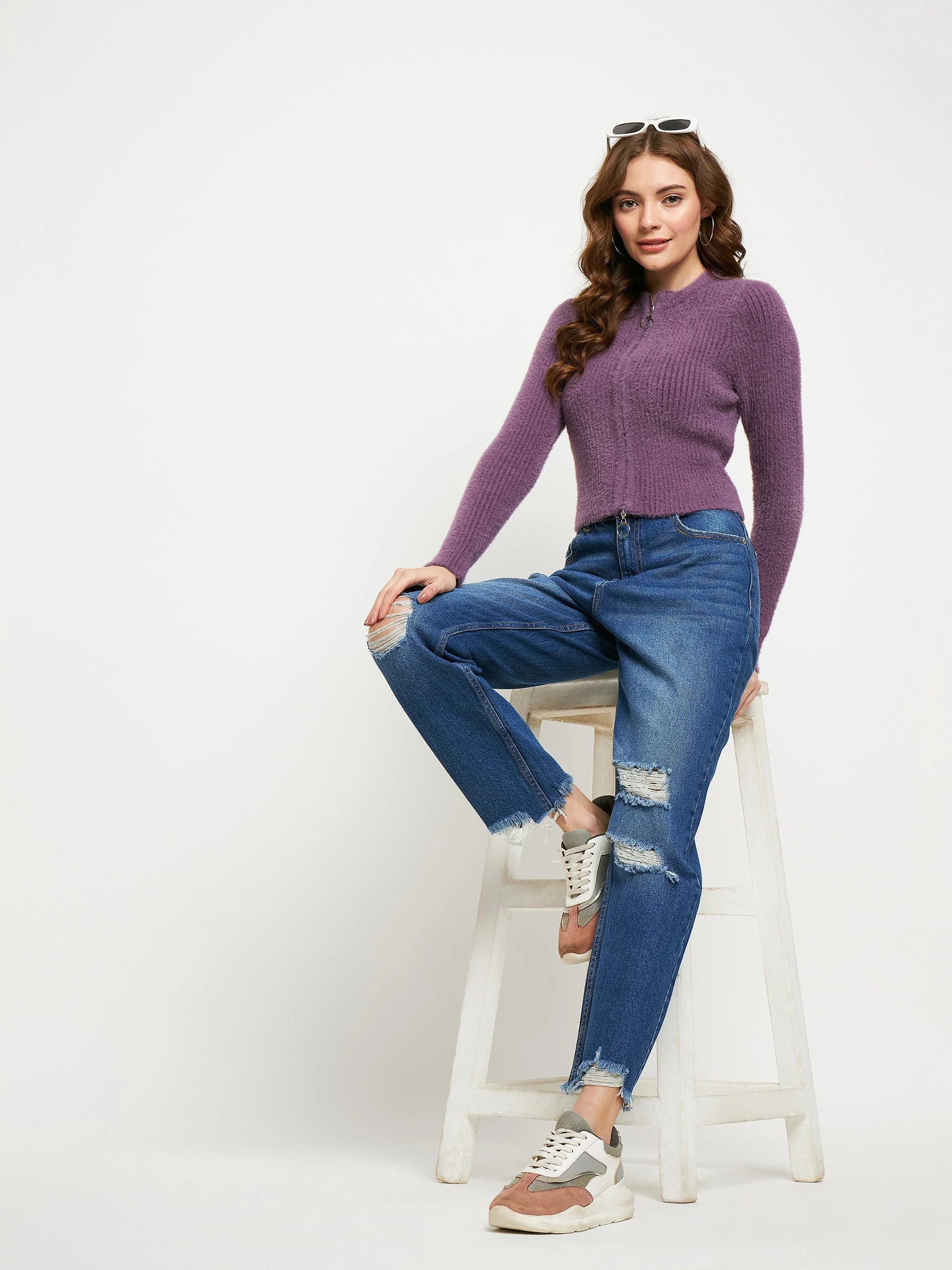 Madame Blue Straight Fit Distressed Jeans - Image 4