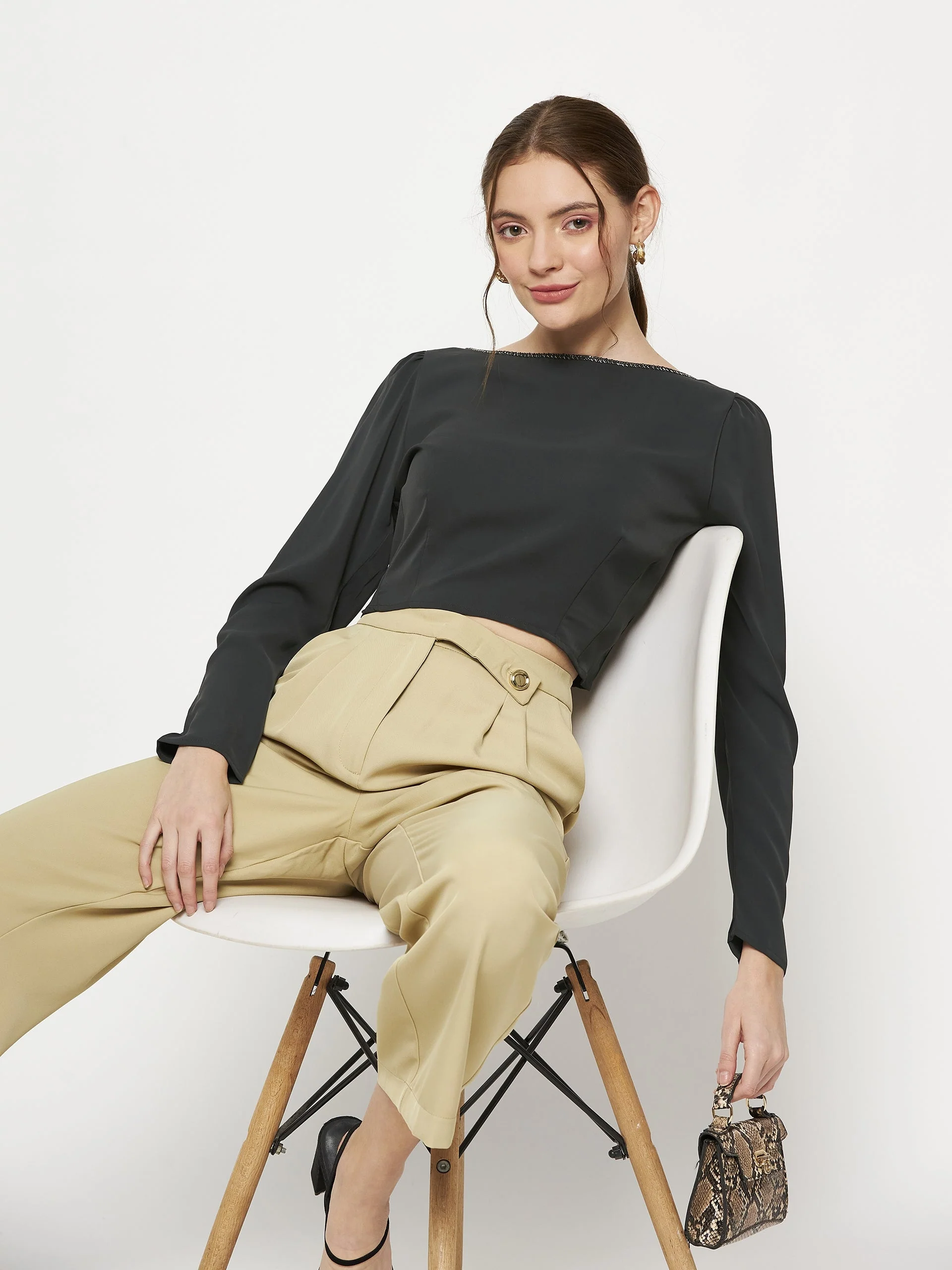 Madame Dark Blue Gray Top