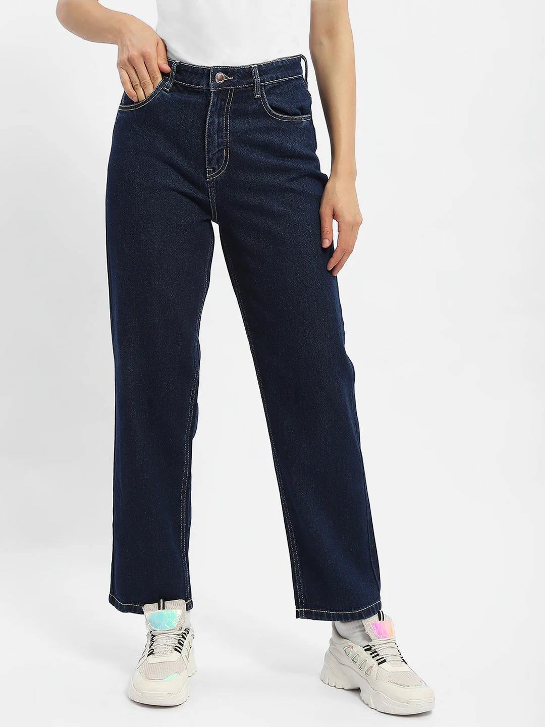 Madame Solid Blue Straight Jeans - Image 2