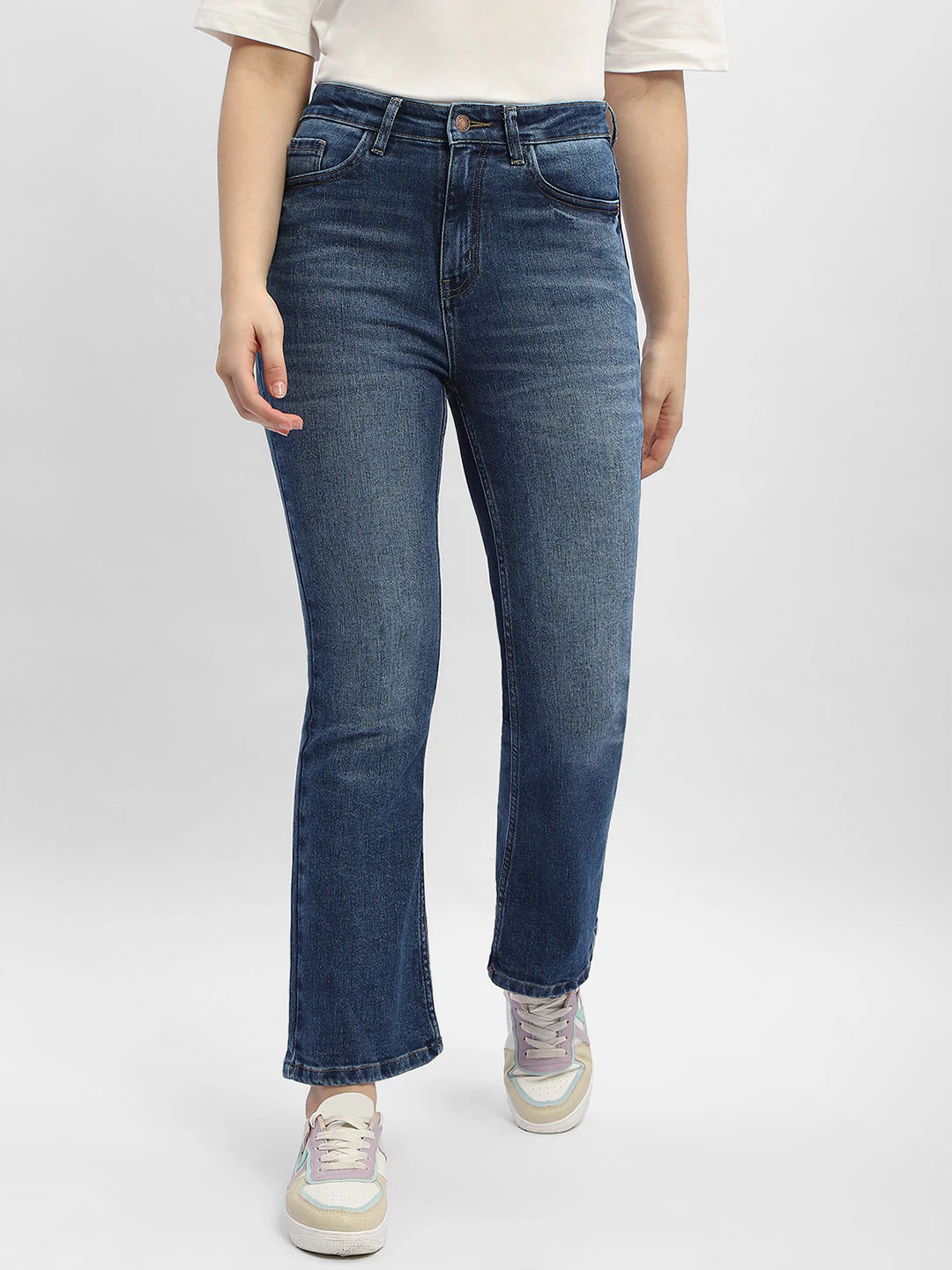 Madame Light Washed Mid Blue Flared Jeans - Image 2