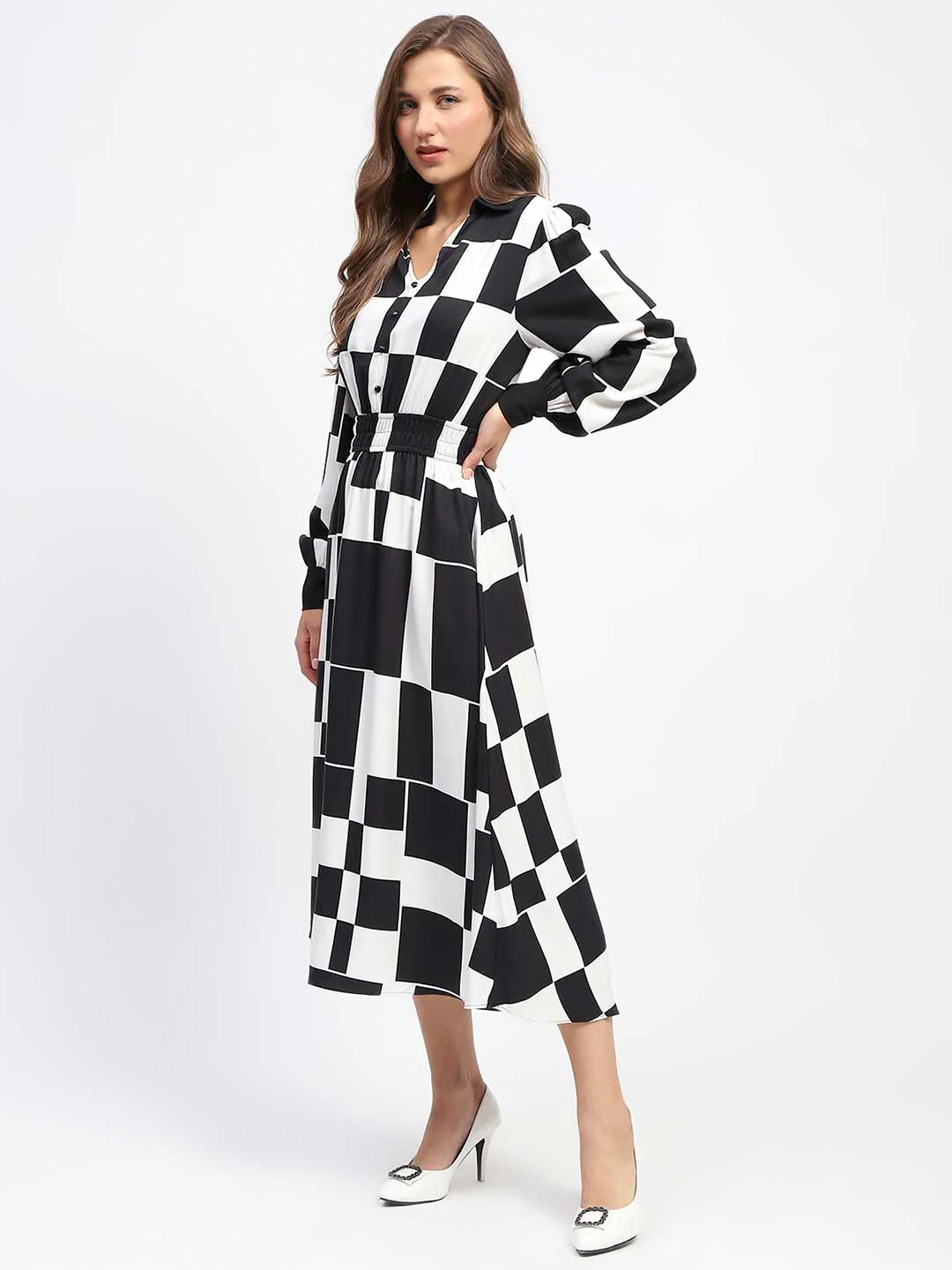 Madame Viscose Chessboard Print Cinched Waist Black Dress - Image 4