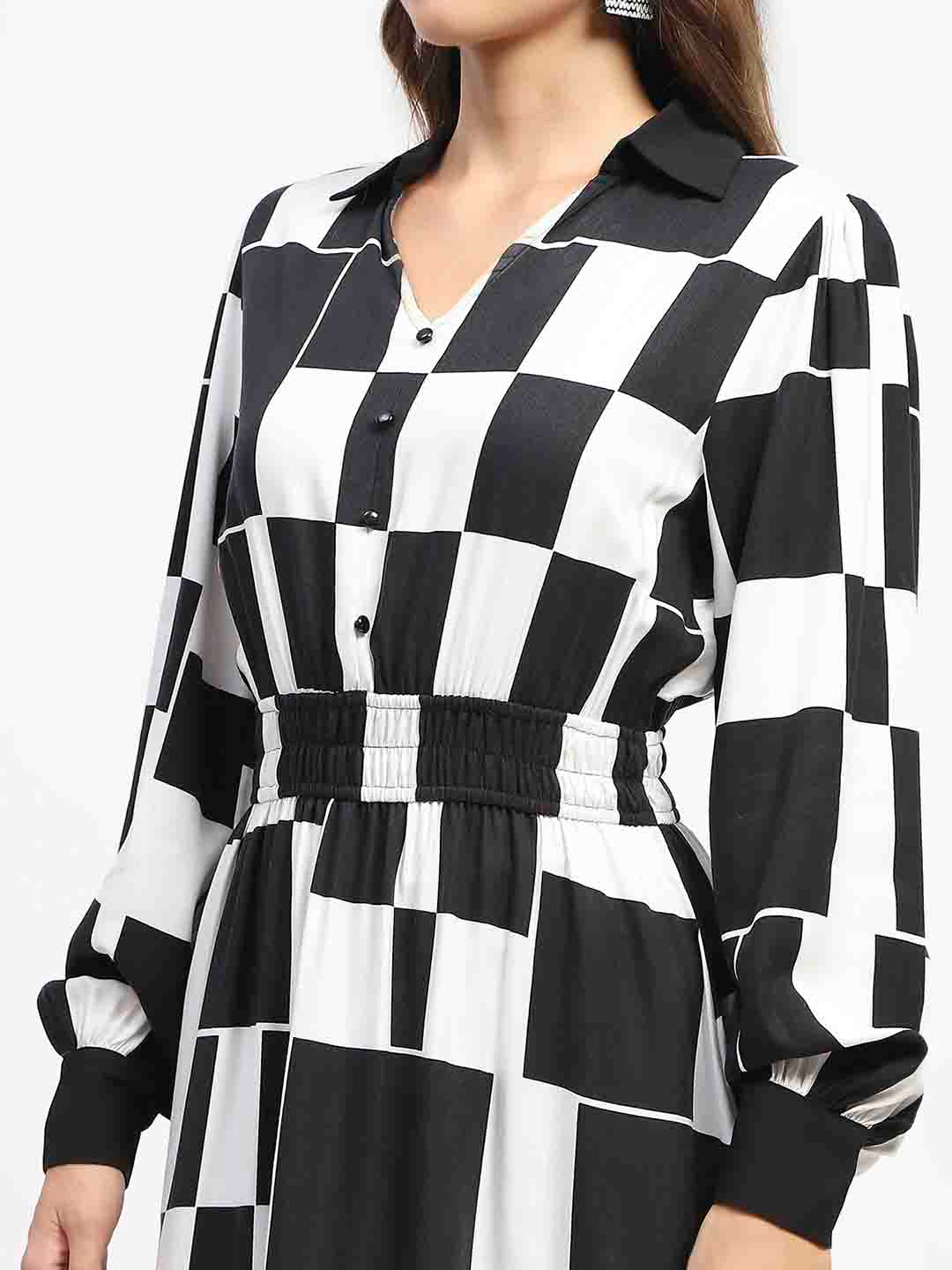 Madame Viscose Chessboard Print Cinched Waist Black Dress - Image 6