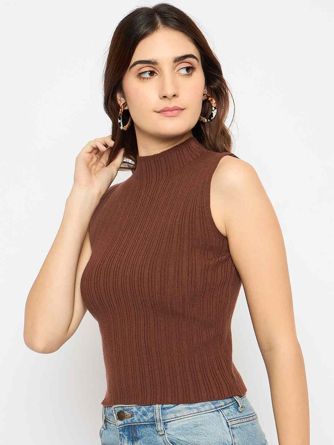 Madame Mock Neck Brown Sleeveless Sweater - Image 5