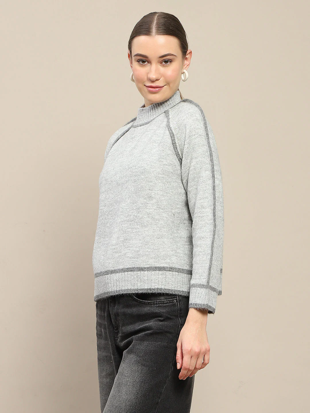 Madame Contrast Trimming Grey Sweater - Image 5