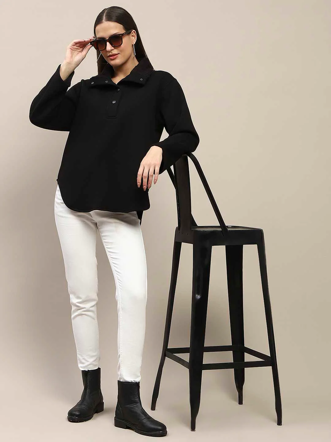 Madame Fleece Fur Attached Buttoned Black Zipper Sweatshirt - Image 2