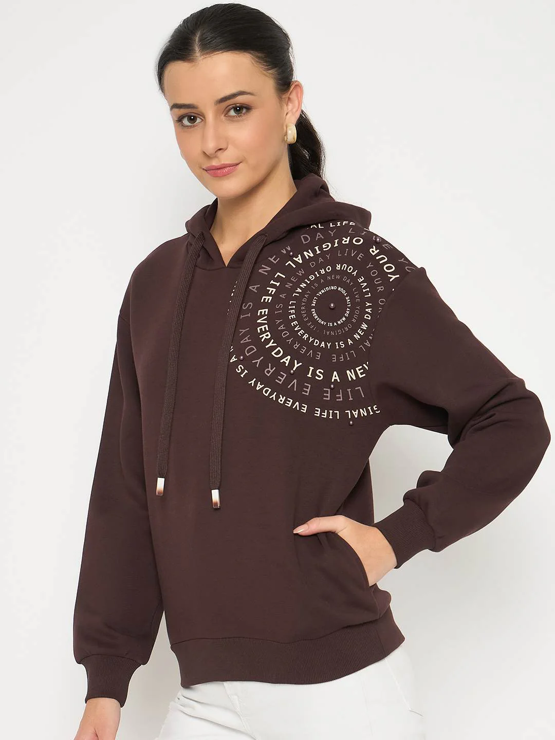 Madame Placement Printed Pearl Detailed Brown Sweatshirt - Image 5
