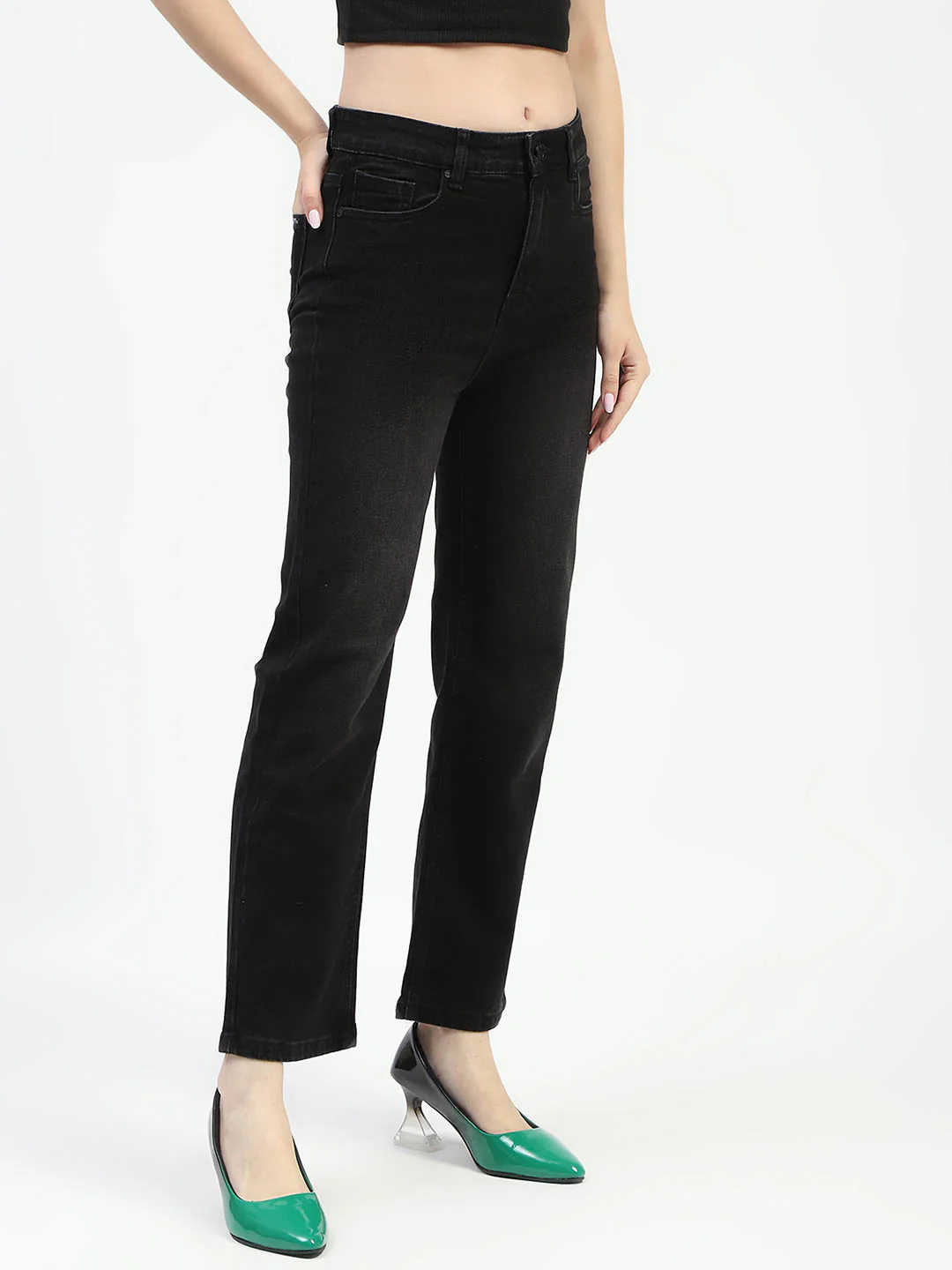 Madame Mid-Rise Black Straight-Fit Jeans - Image 3