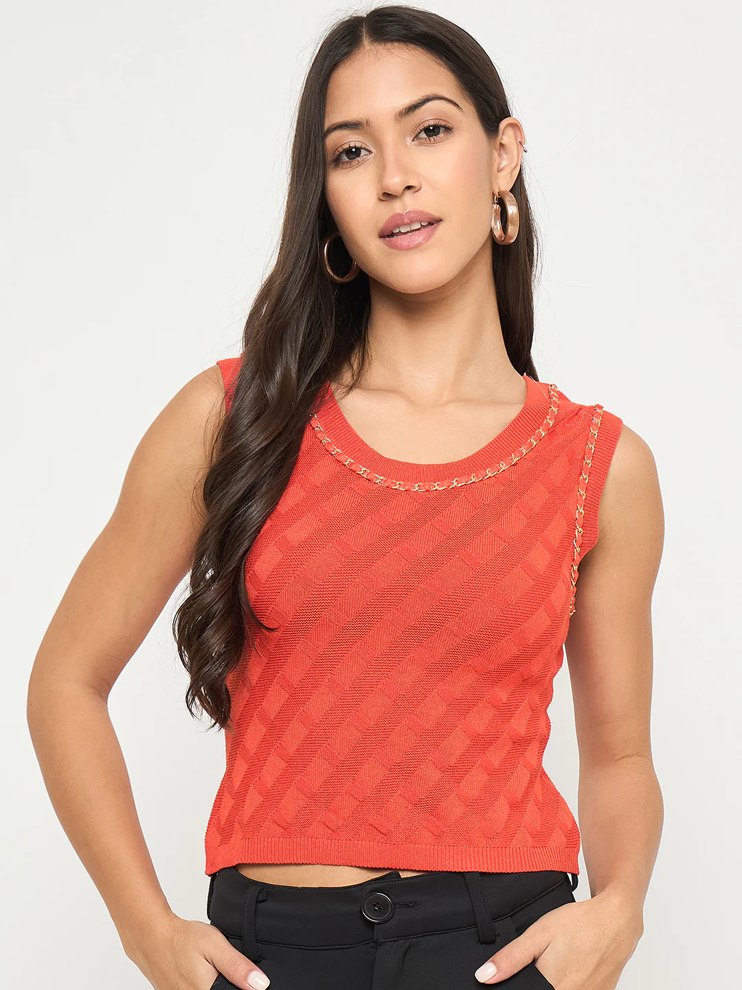 Madame Chain Accented Sleeveless Red Knitted Top - Image 3