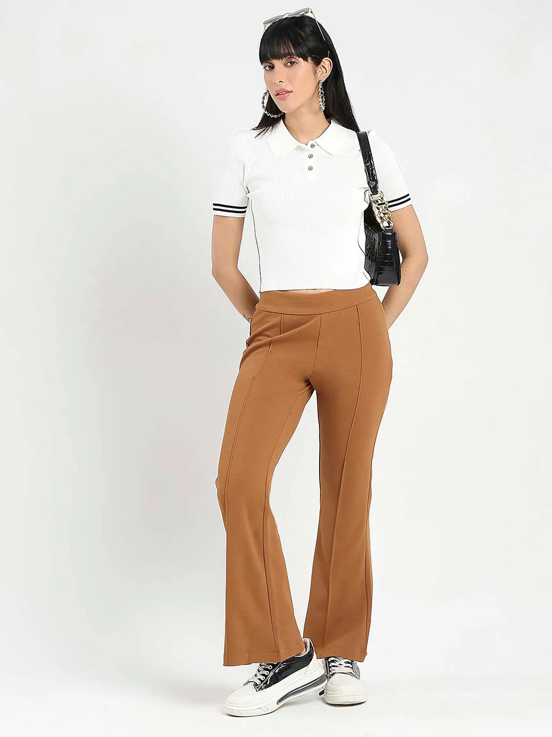 Madame Contrast Trim Polo Neck White Knitted T-shirt - Image 5