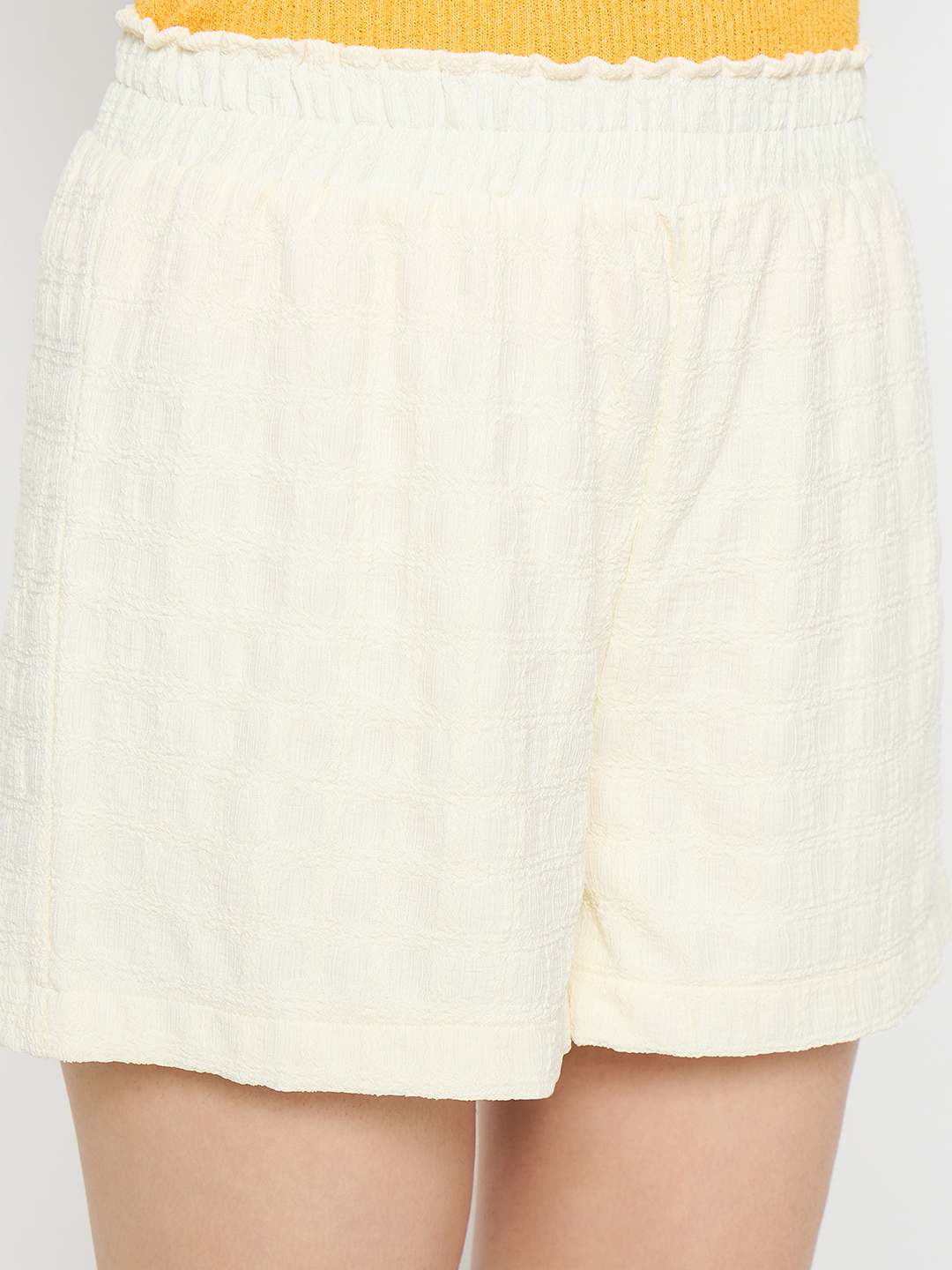 Madame Elasticated Solid Off White Shorts - Image 6