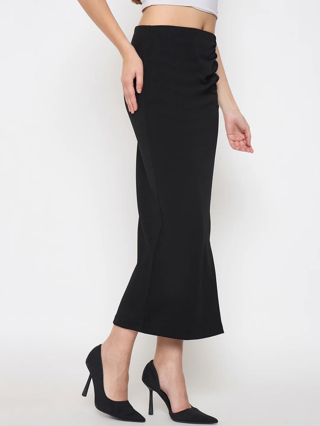 Madame Ruched Solid Black Pencil Skirt - Image 4