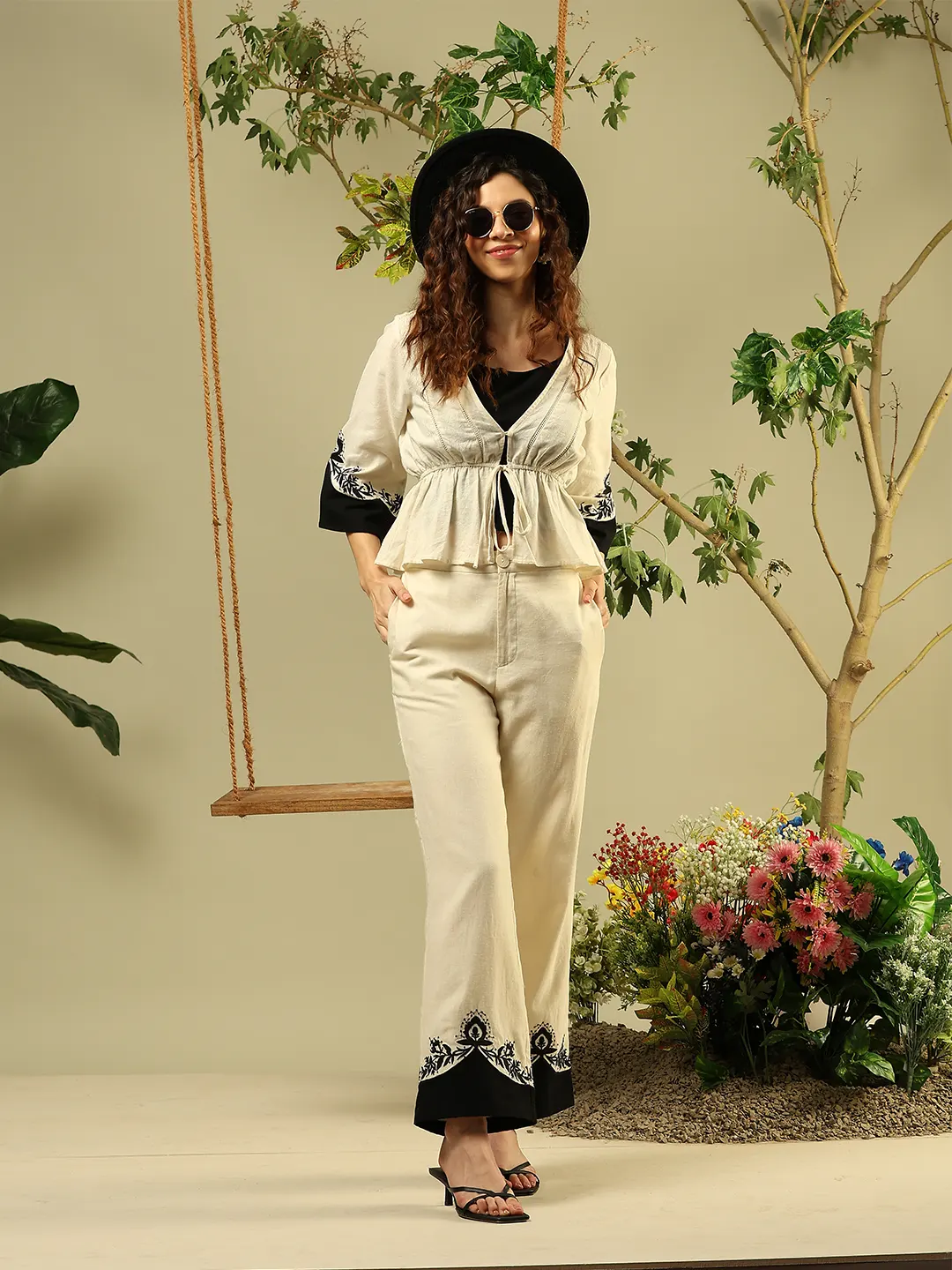 Madame Printed Viscose Blend Three Piece Off White Co-ord Set - Image 4
