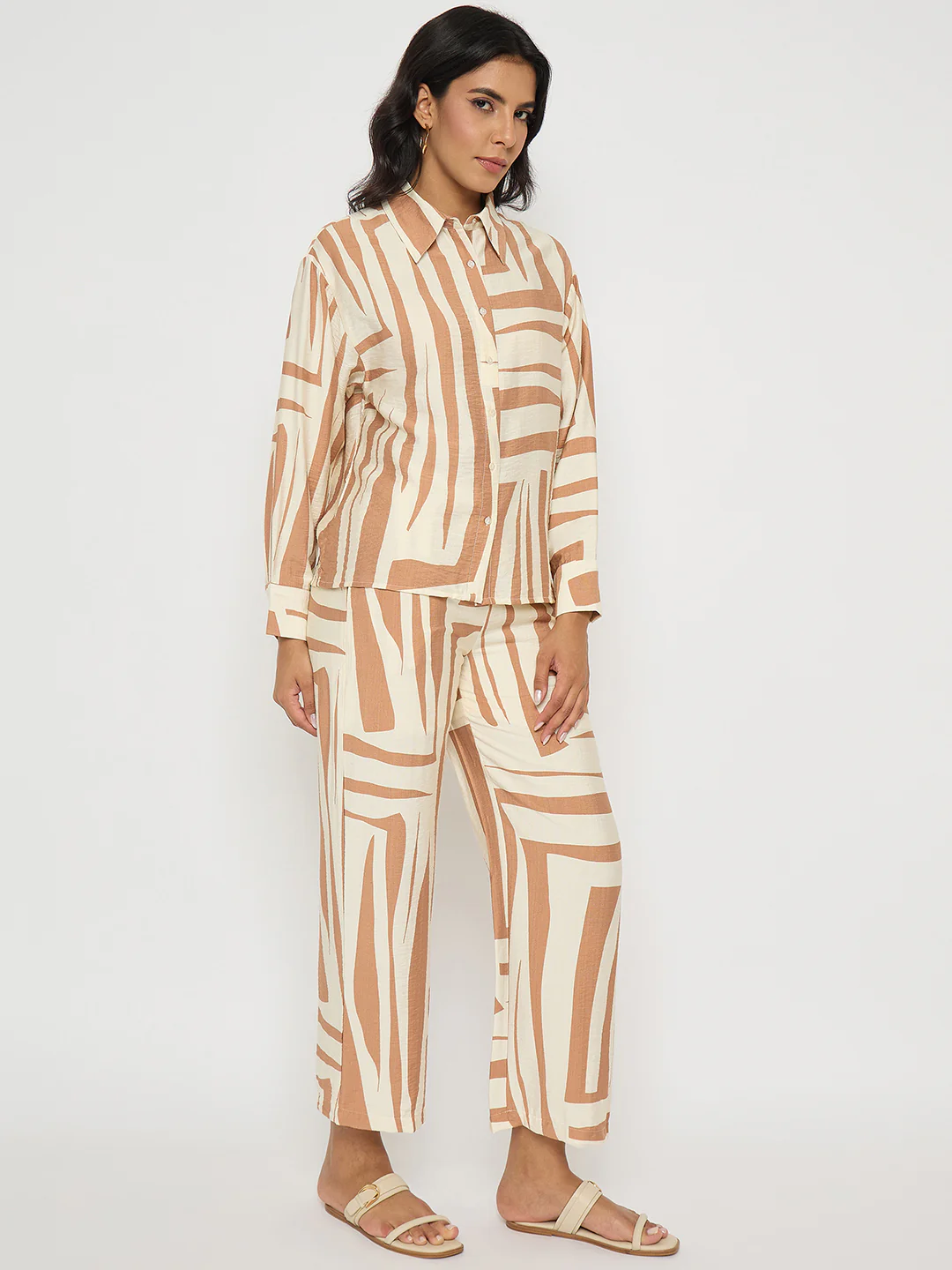 Madame Colorblock Top and Bottoms Rayon Blend Tan Brown Co-ord Set - Image 4