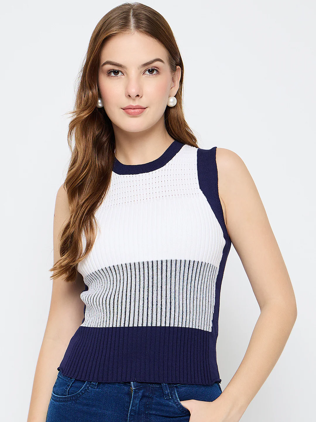 Madame Colourblock Sleeveless Navy Blue Knitted Top - Image 3