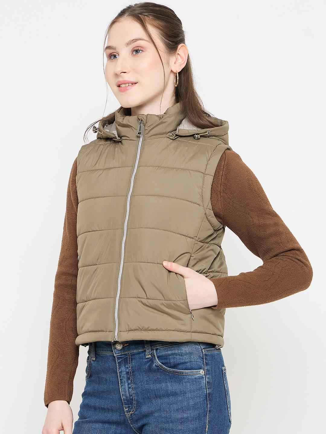Madame Sleeveless Quilted Green Puffer Jacket - Image 5