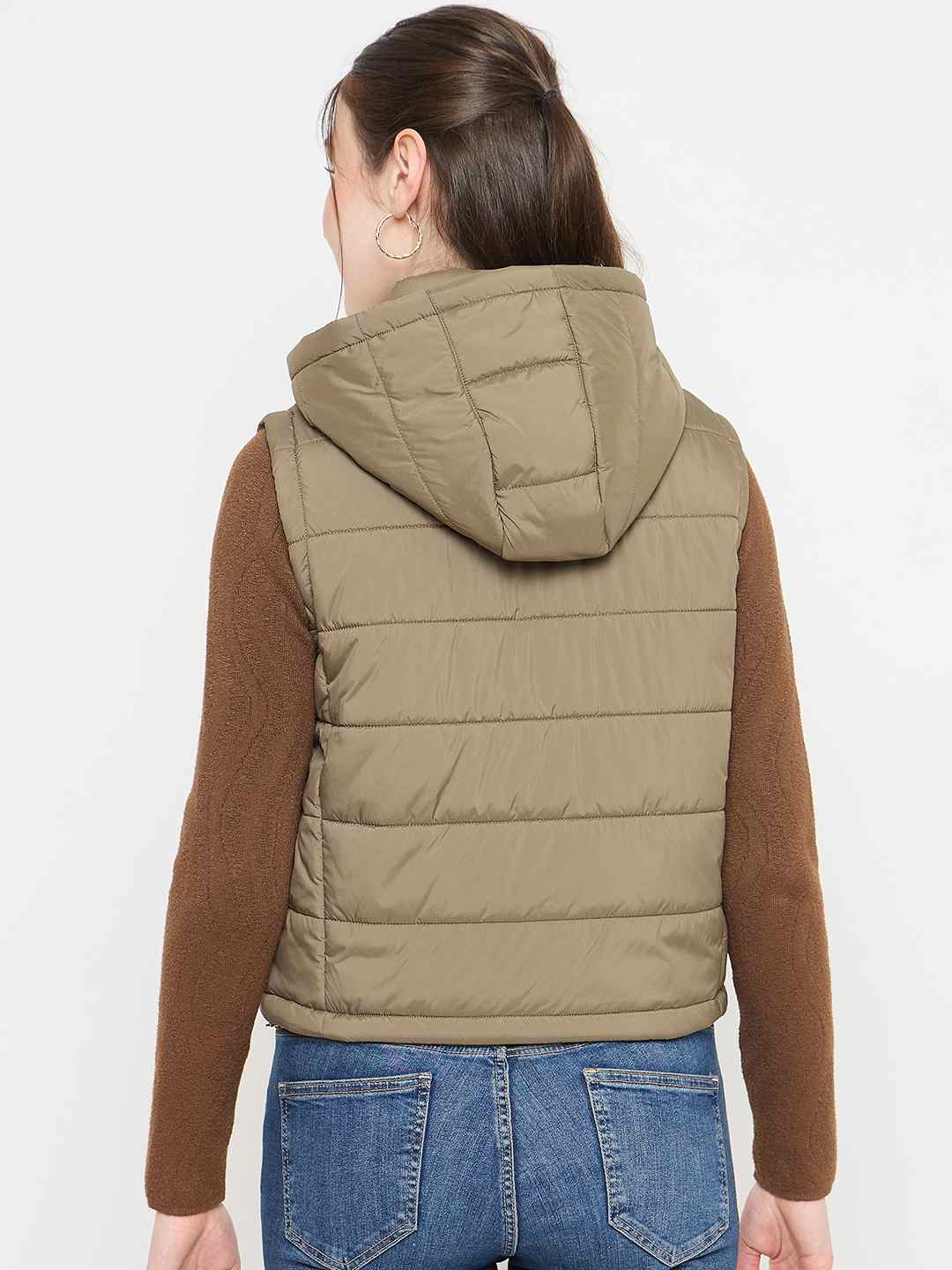 Madame Sleeveless Quilted Green Puffer Jacket - Image 6