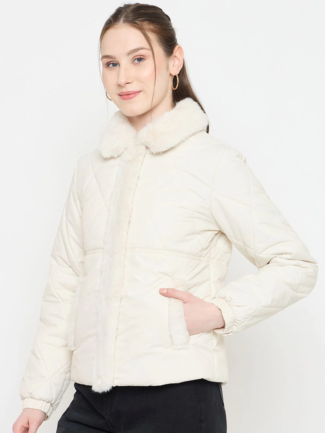 Madame Faux Fur Collar Off White Quilted Jacket - Image 5