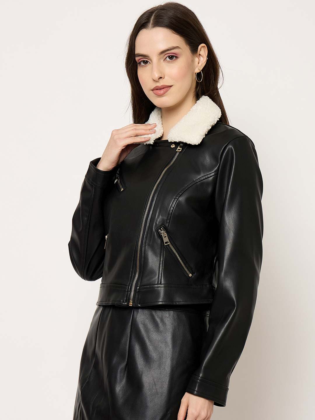 Madame Faux Fur Collar PU Leather Jacket - Image 5