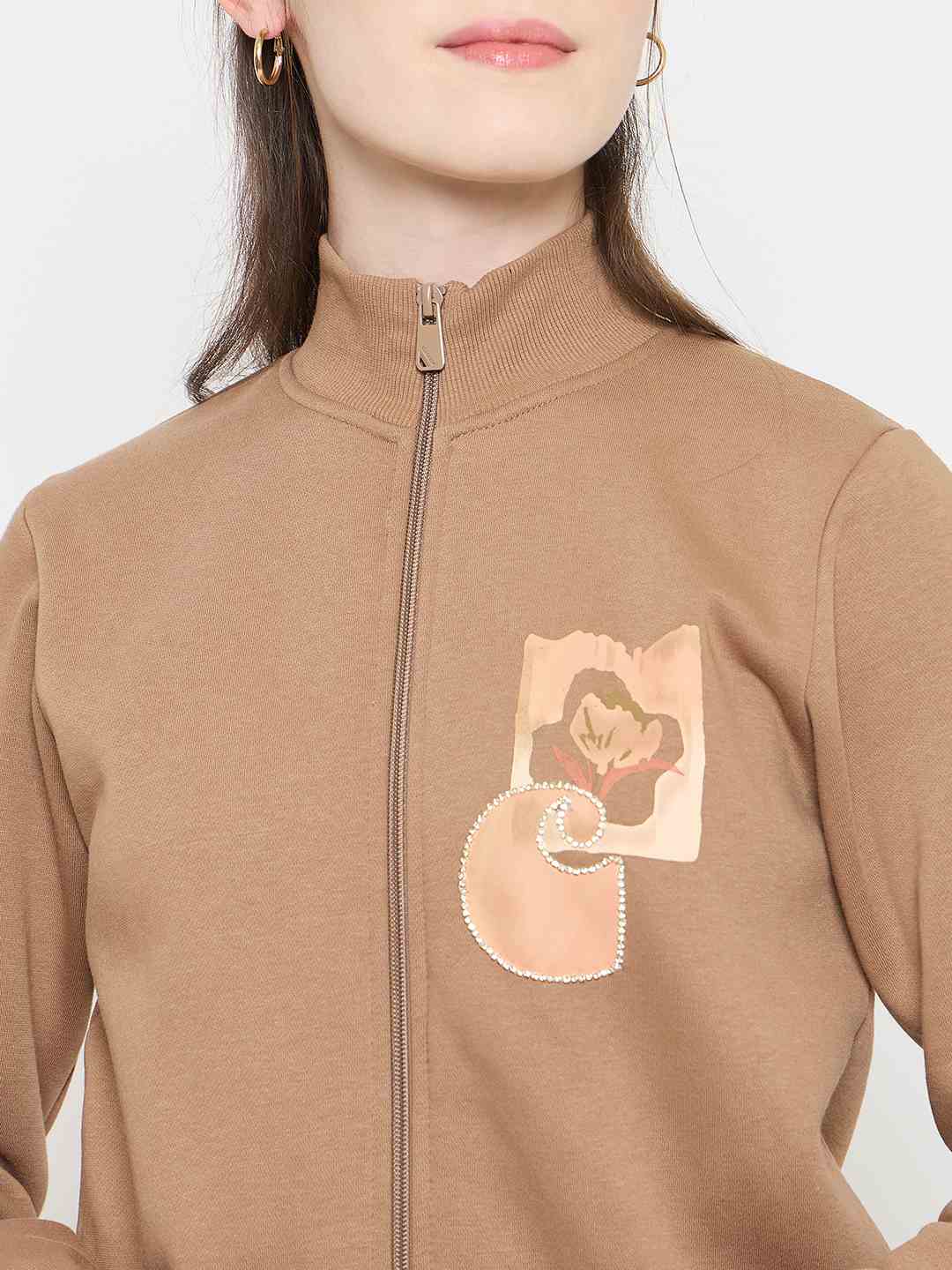 Madame Beige Mock Neck Sweatshirt with Graphic Print Pocket Patch - Image 7