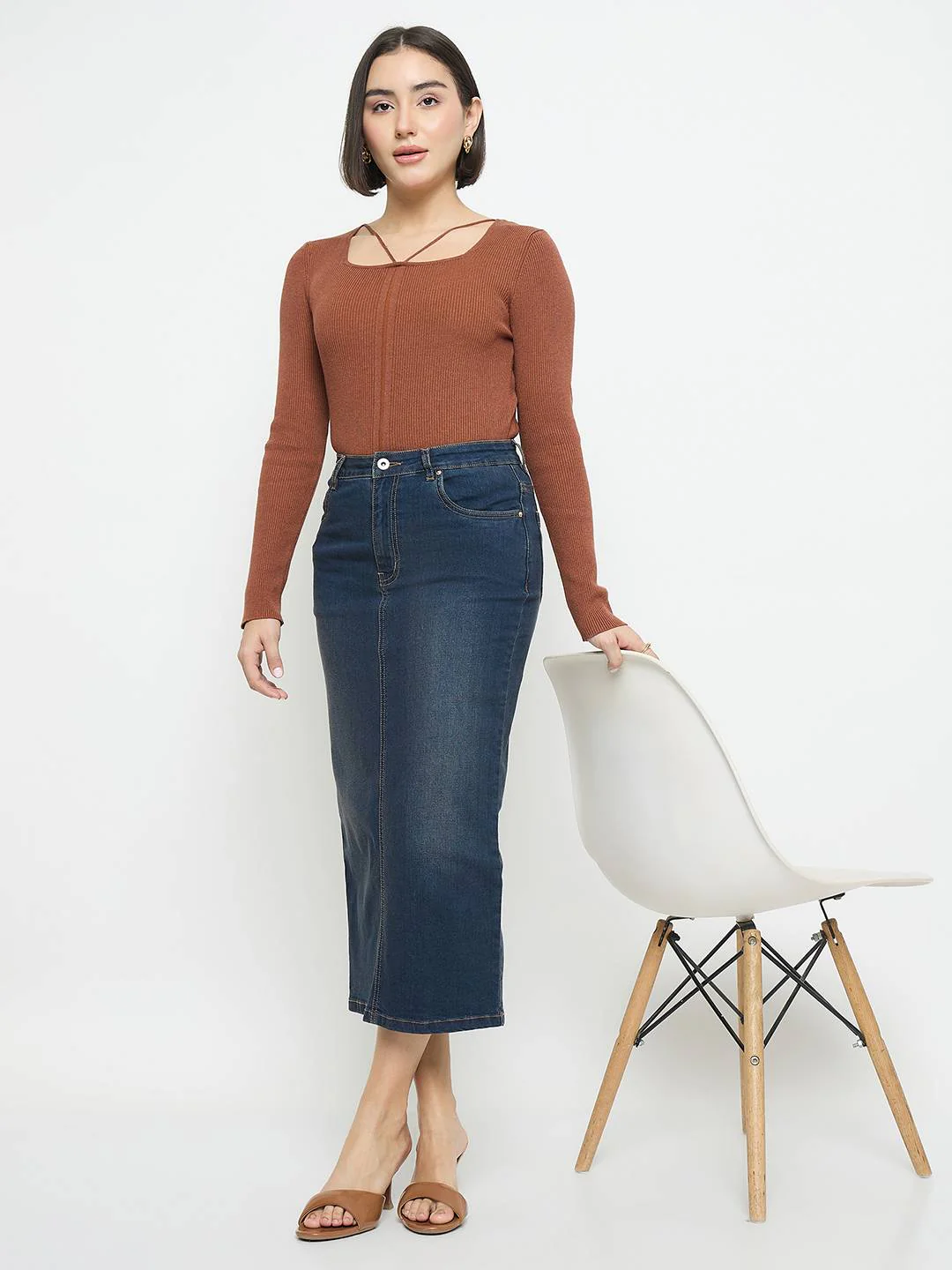 Madame Midnight Blue Denim Skirt - Image 4