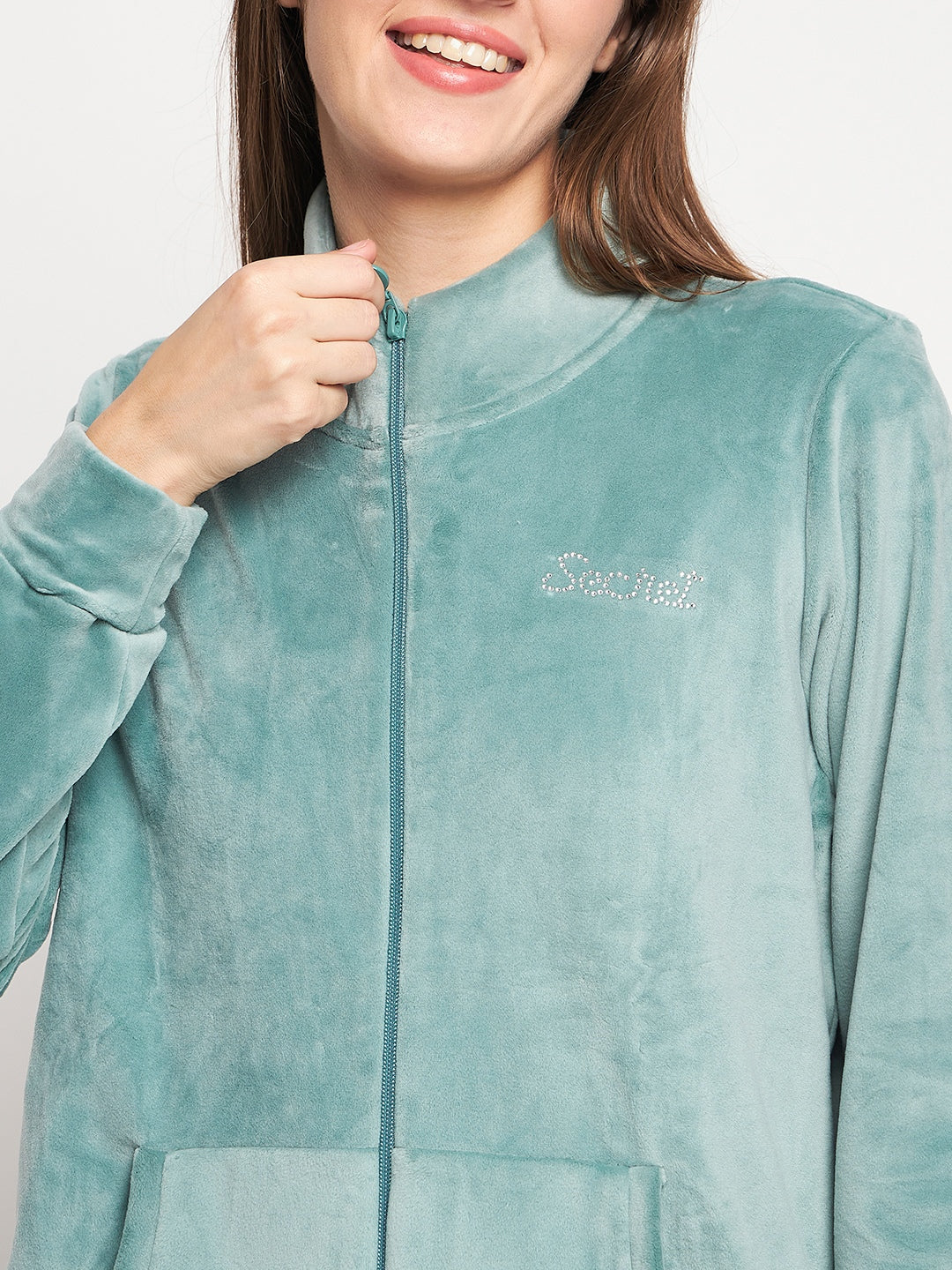 mSECRET Green Velvet Nightsuit - Image 2